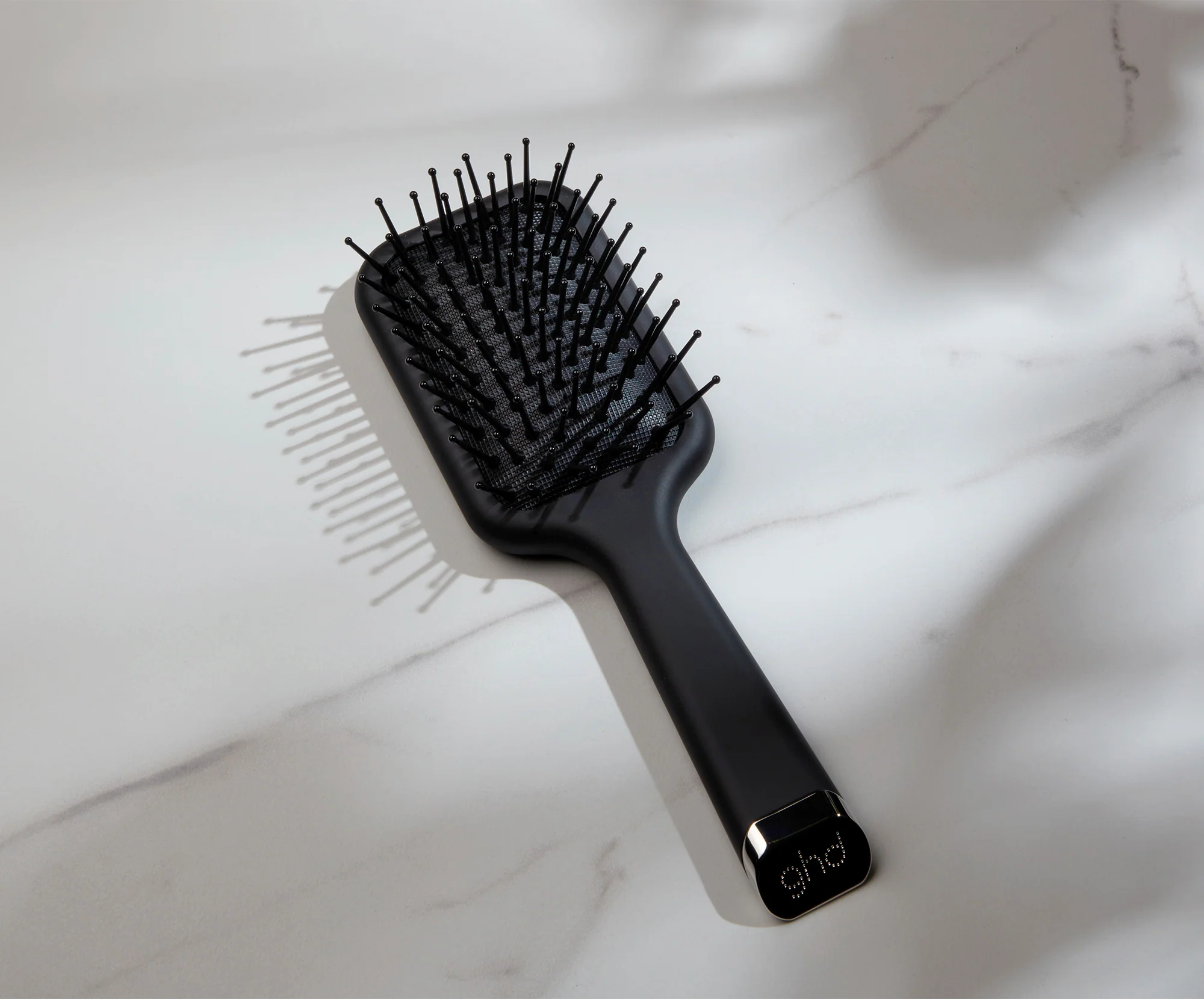 ghd Mini Paddle Brush - The Mini All-Rounder - Image 3