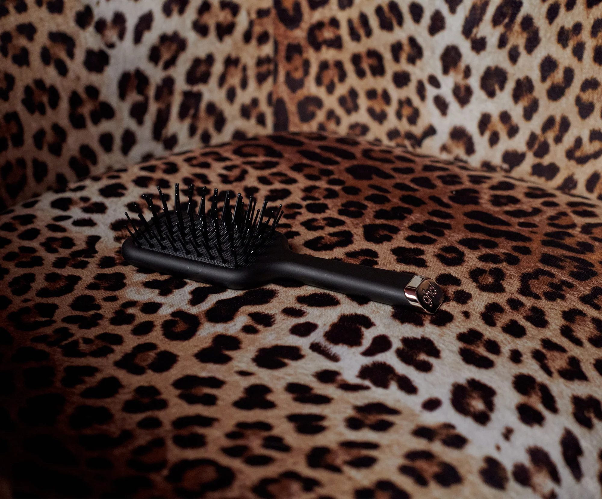 ghd Mini Paddle Brush - The Mini All-Rounder - Image 5