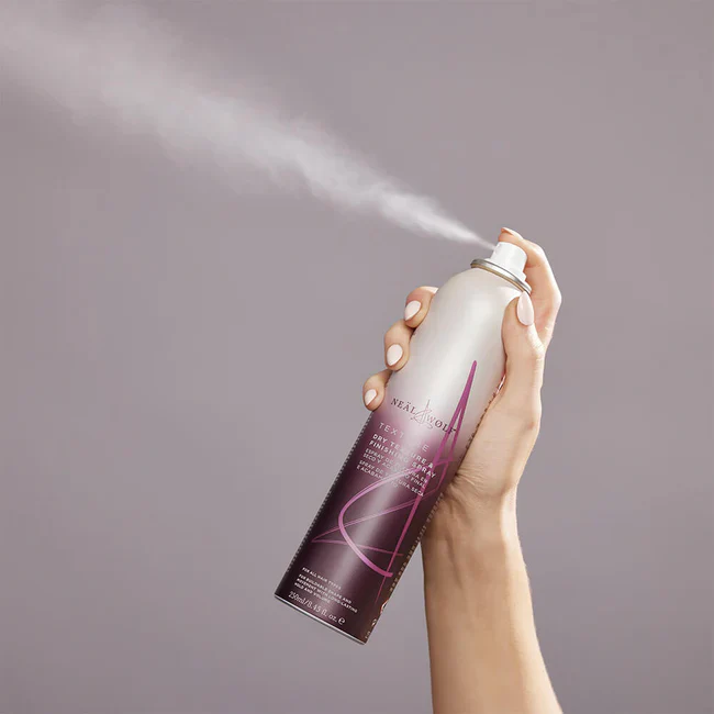 Neal & Wolf TEXTURE Dry Texture Finishing Spray - Image 3